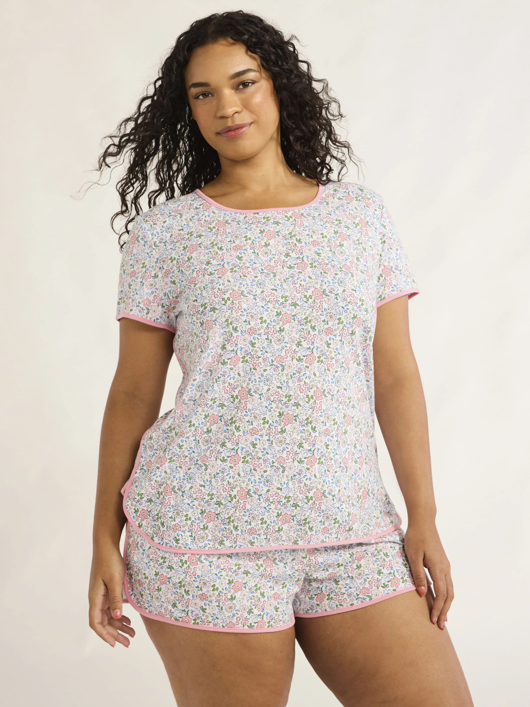 Joyspun Women's and Women’s Plus Lightweight Sleep Tee and Shorts Set, 2-Piece, Sizes XS to 3X | Walmart (US)