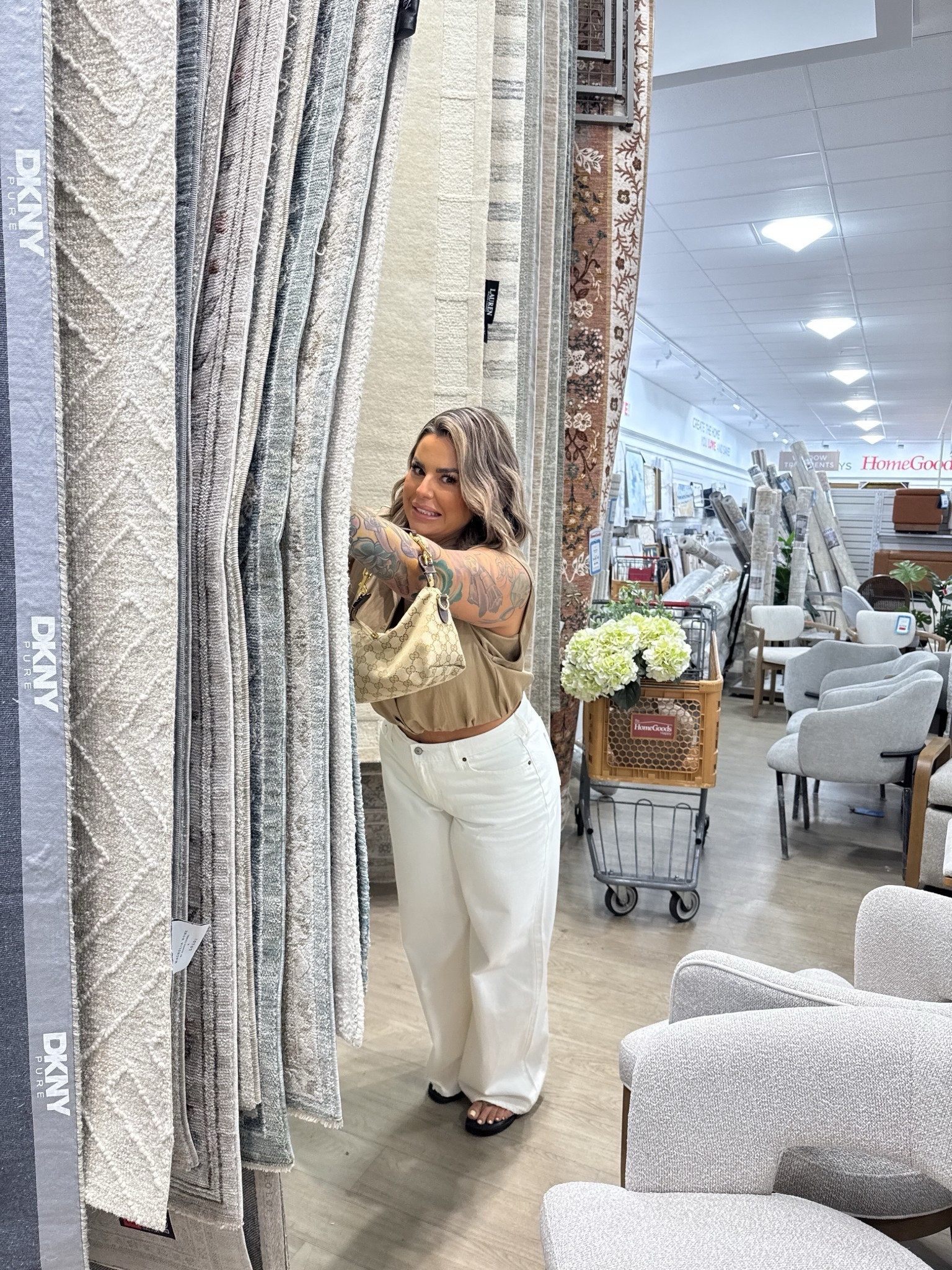 Pants 31L 
Top L 
Sandals tts 
#zara #abercrombie 

Follow my shop @shaynaslife on the @shop.LTK app to shop this post and get my exclusive app-only content!

#liketkit 
@shop.ltk
https://liketk.it/63NHQ

#LTKMidsize #LTKootd