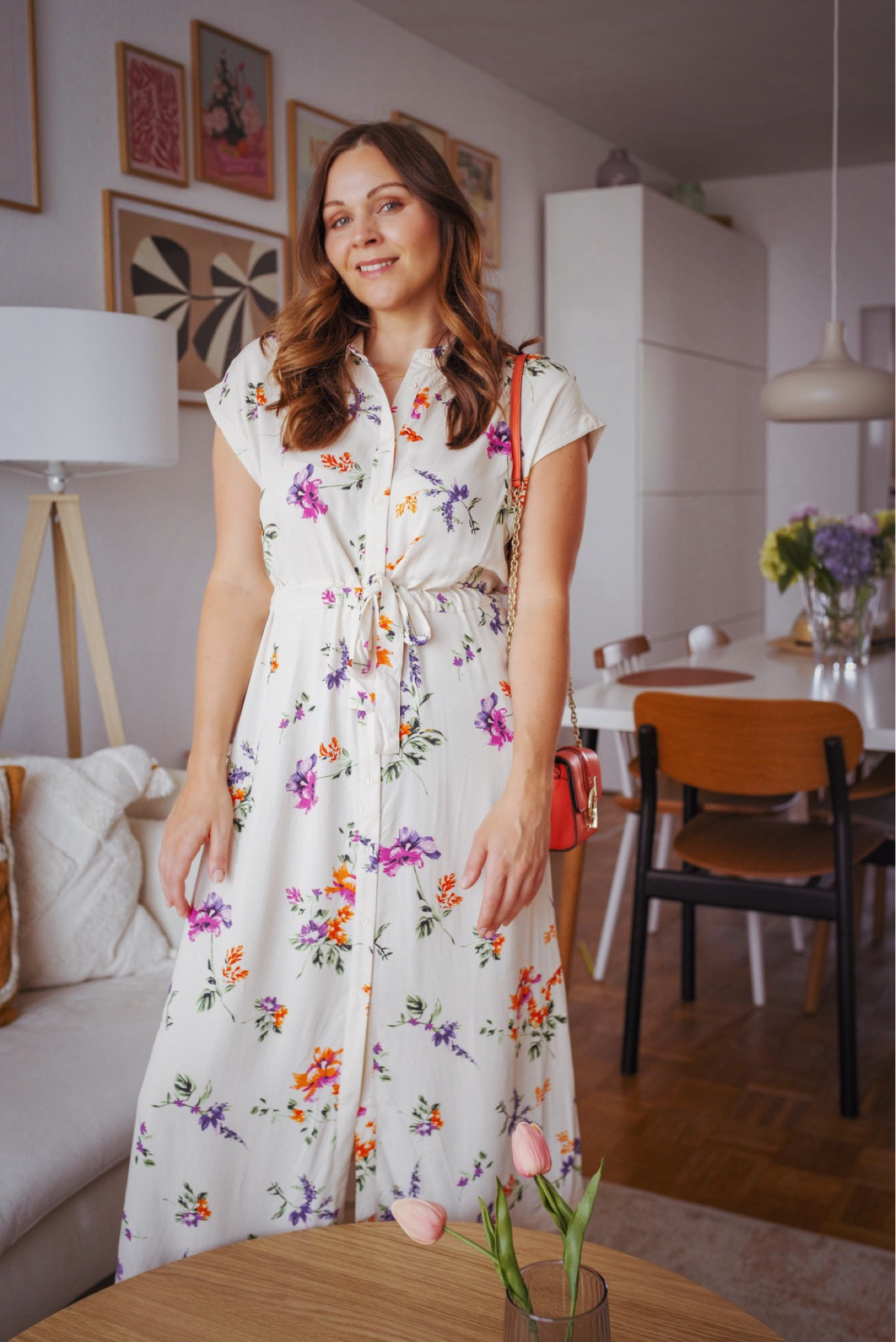 Summer Outfit with floral midi dress and dvf bag #ootd

#LTKdeutschland #LTKeurope #LTKsummer