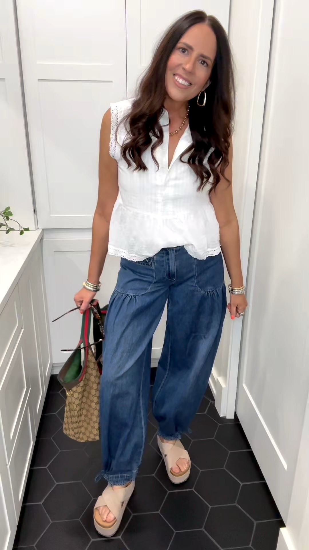 Jeans: I’m wearing my true size 28 
Top: is sold out; linked similar 
Shoes: sold out linked similar style 
Purse: Gucci 
Sunglasses: Amazon 

#LTKgrwm #LTKootd #LTKOver40