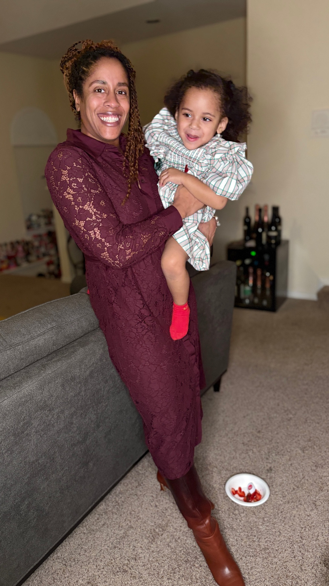 Love hanging out with my little.. especially during the Holidays ❤️💚🙏🏽

#LTKmomlife #LTKHoliday #LTKootd