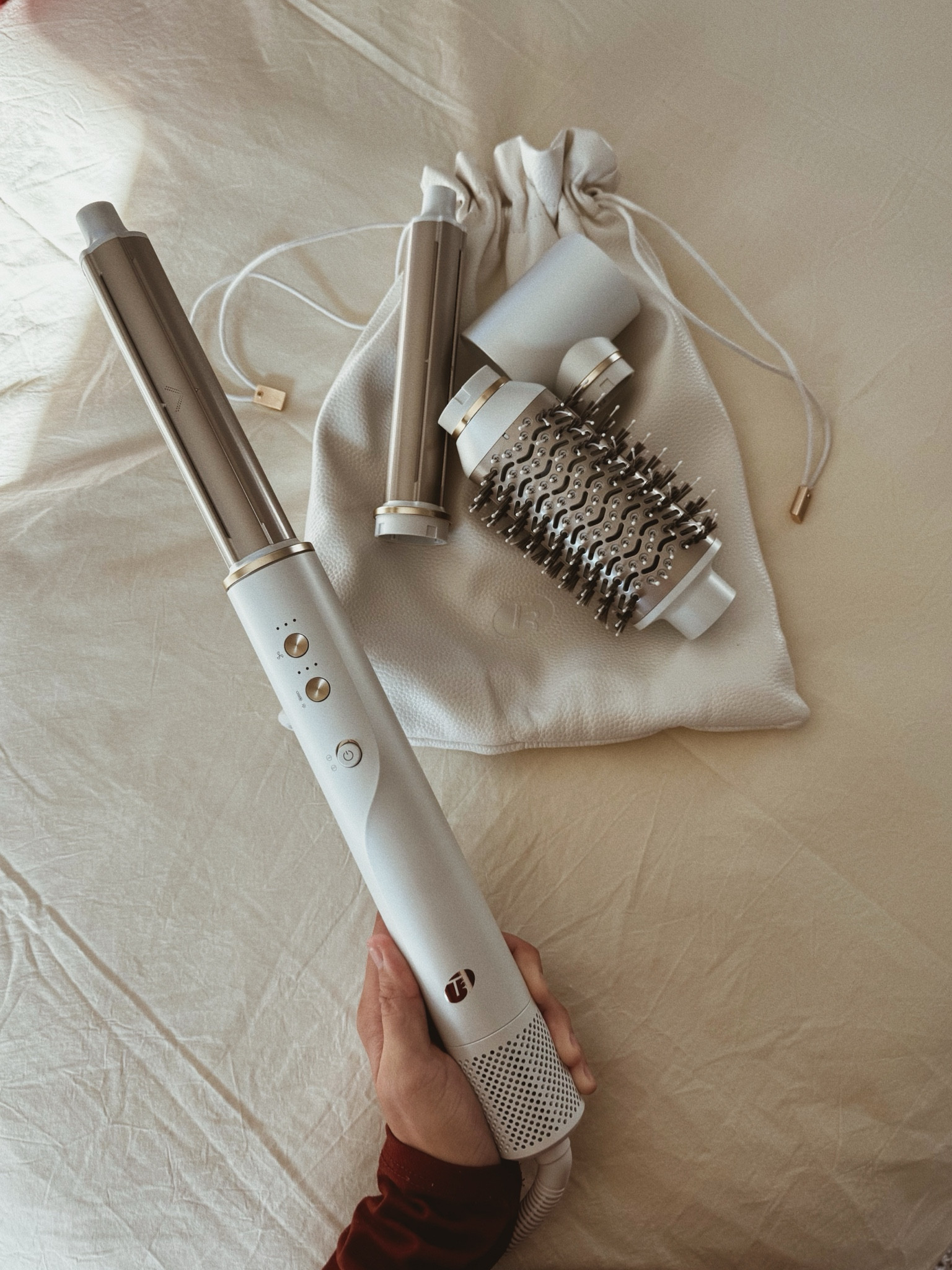 obsessed with the T3 Aire360🤍

#LTKBeauty #LTKHoliday #LTKGiftGuide