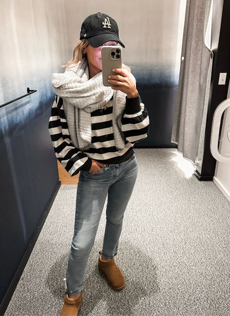 Winter style
Uggs, oversized scarf, sweatshirt, jeans


#LTKstyletip #LTKover40 #LTKfindsunder100