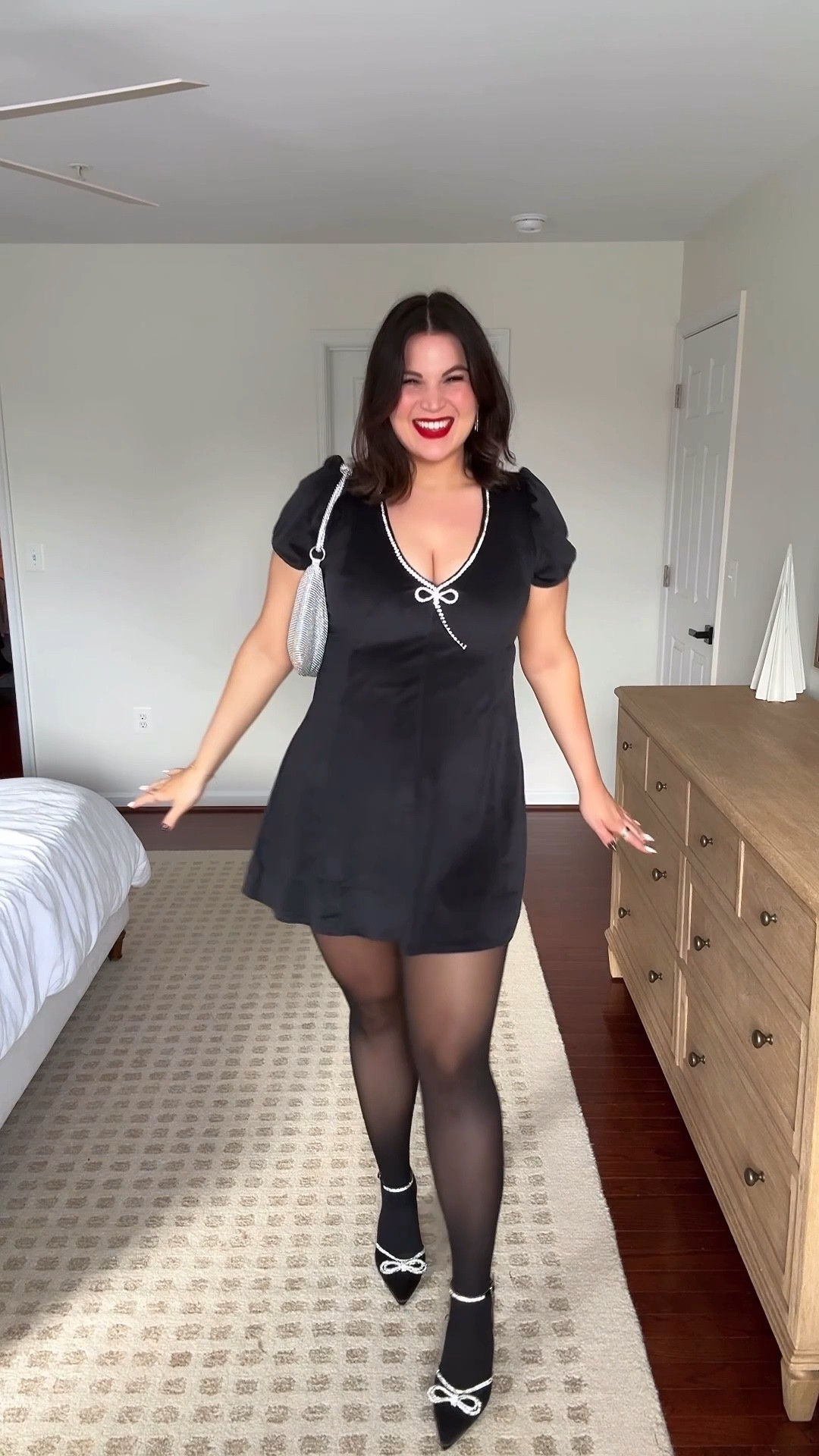 Midsize holiday outfit! I’m headed to a few holiday parties this week + randomly grabbed this little velvet dress and wow! I’m sooo happy with it! Already planning to wear it this week 🥰

Tights - xl
Dress - large 
Heels - 9.5 
*similar earrings 

Holiday outfit, holiday style, holiday fashion, holiday dress, holiday party, midsize, midsize dress 



#LTKMidsize #LTKHoliday #LTKGiftGuide