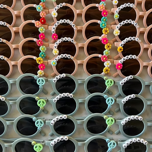 Personalized Sunglass Party Favor Packs | Strand.Up | Strand.Up