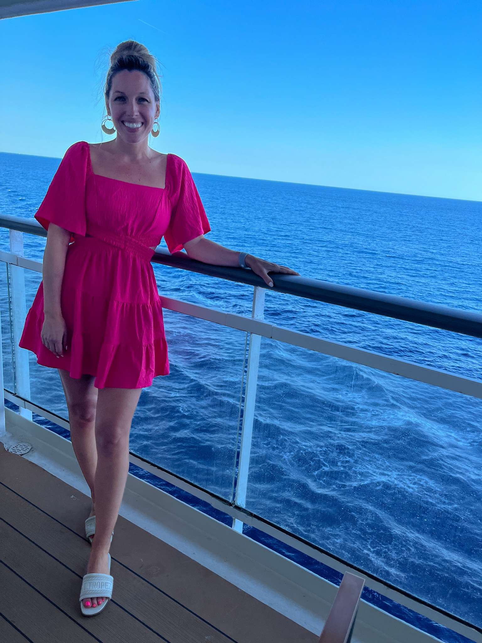 Cruise dinner outfit 🛳️
Size medium in Amazon dress 

#LTKfindsunder50 #LTKtravel #LTKxTarget