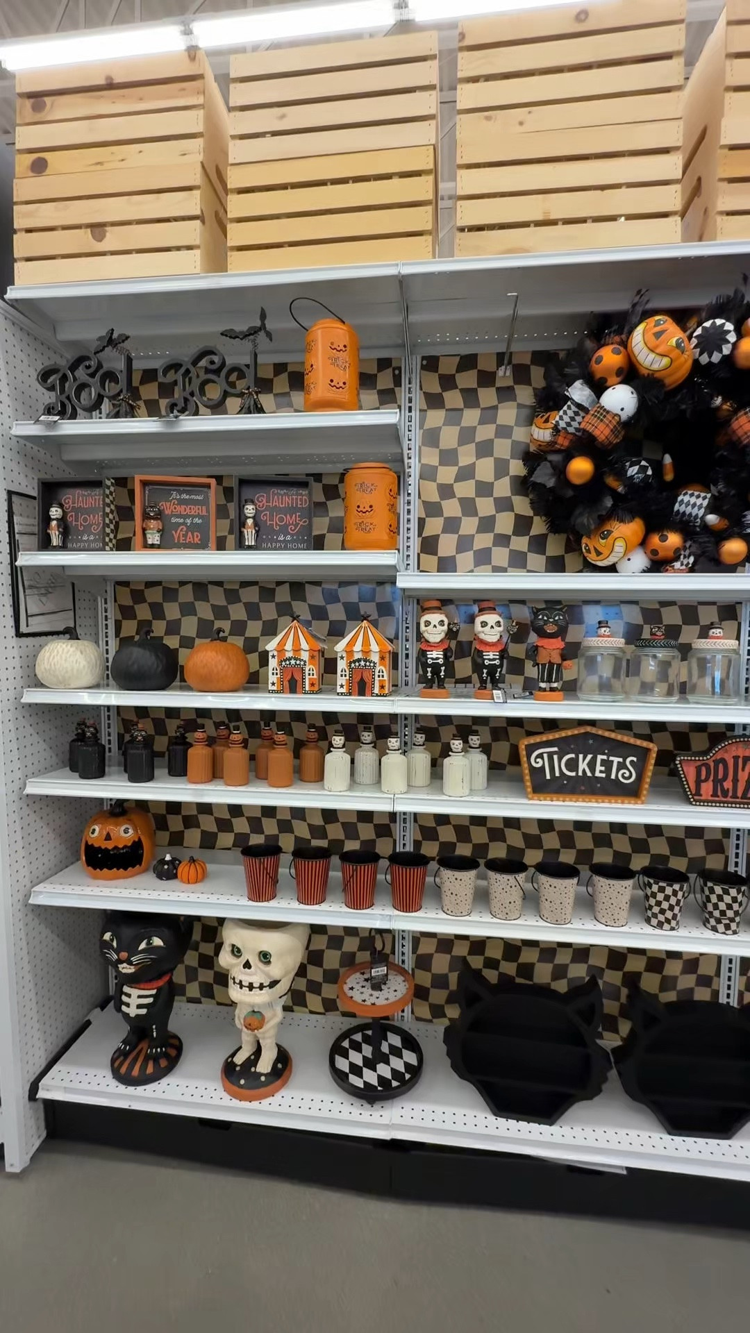 | love summer but I'm also a sucker for Halloween decor 🎃👻🕷️


Halloween decor, Halloween home decor, Halloween 2026, spooky home decor, Halloween party, pumpkin decor, pumpkins, ghosts, Halloween wreath, Halloween party decor

#LTKHome #LTKSeasonal #LTKSaleAlert
