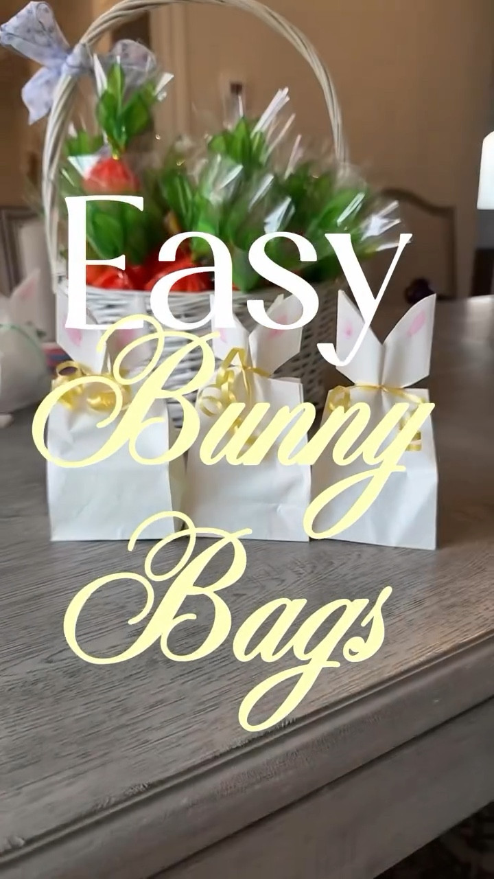 Easy Easter treat idea for school or class gifts that takes 2 minutes, no craft skills needed. If you’re a busy mom who still wants to show up for all the spring events (without spending hours on Pinterest), this simple bunny bag is it. Just cut a paper bag into ears, color, drop in an egg, and tie. Done.

Not perfect, but cute enough and your kid will be obsessed.

Tip: Add a cotton ball on the back for a little bunny tail, it makes it look way more put together with zero extra effort.

#momhack #easterideas #busymomlife #classroomtreats #easyideas