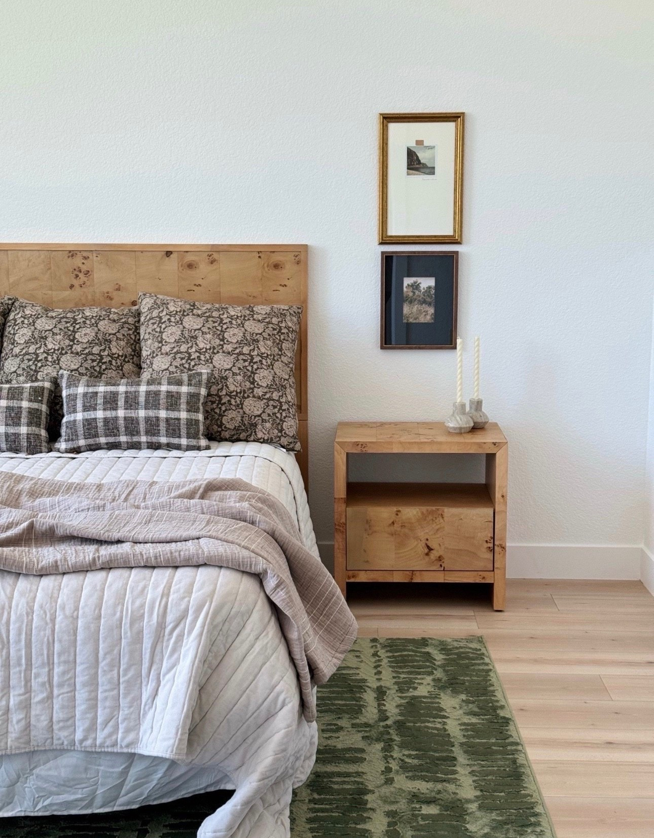 Minimal Bedroom inspo 

Nightstand 
Rug 
Bed 
Bedding 
Home decor

#LTKdayinmylife #LTKHome #LTKOver40