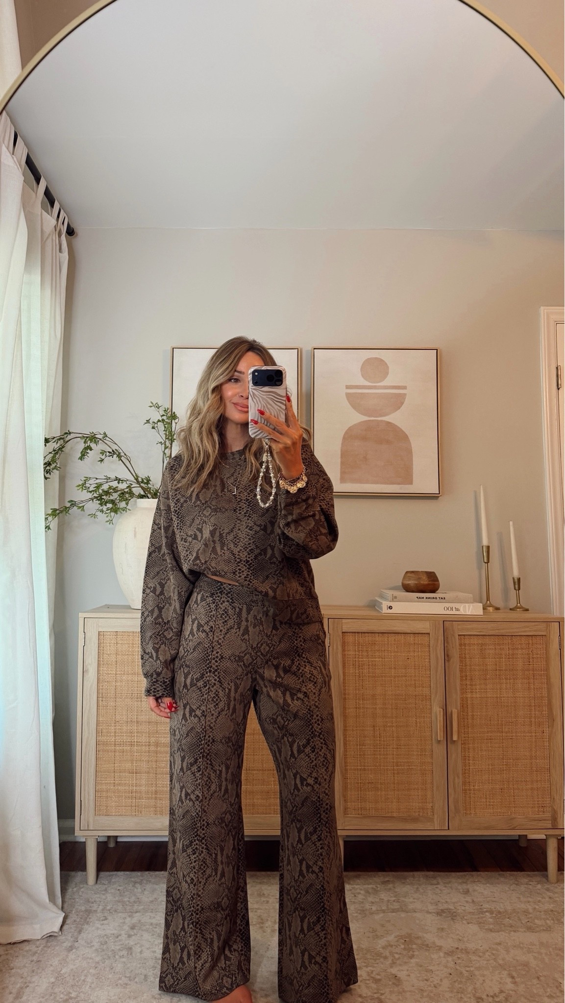 this set looks + feels so expensive! love the dark snakeprint. i’m in a size M in both. lounge outfits, walmart @Walmart

#LTKootd