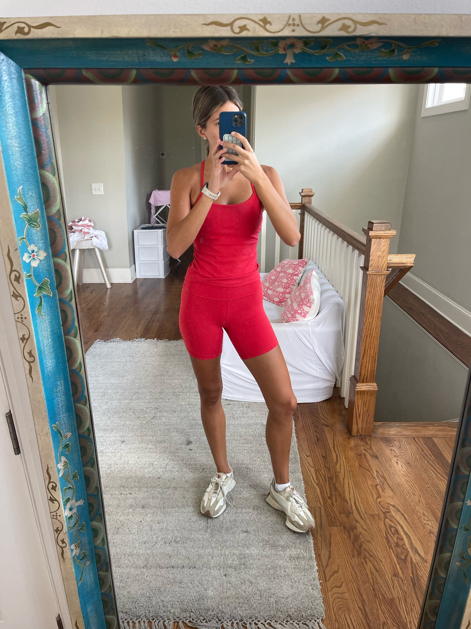 My favorite workout set !!! Wearing size xs in top and shorts! 