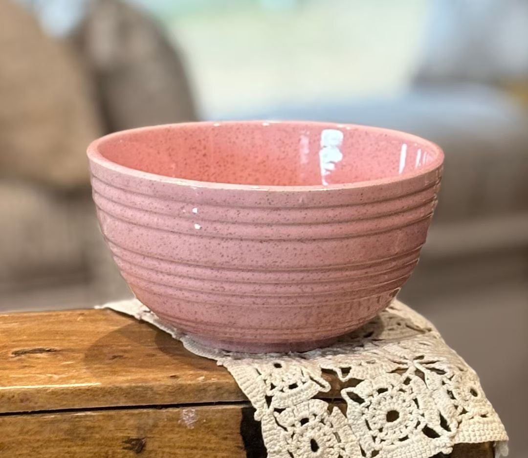 Vintage 1940's Pink Beehive Mccoy Stoneware Pottery Mixing Bowl, 7 Farmhouse Kitchen Deco - Etsy | Etsy (US)