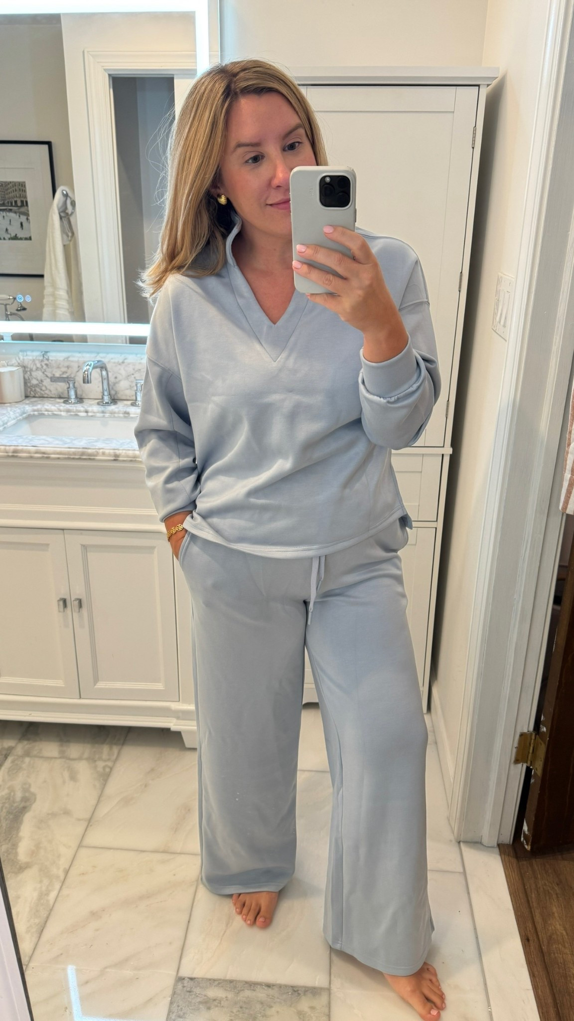 Love this lounge set! Comfortable but makes you look put-together! Classic fashion, running errands outfit, fall fashion, fall lounge set

#LTKStyleTip #LTKFindsUnder50 #LTKMidsize