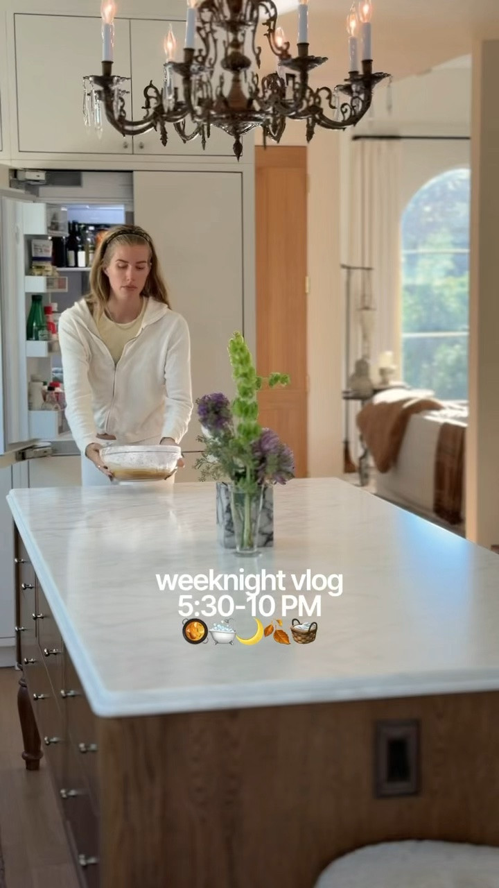 Spend a weeknight with me! 🥘🛁🌙🍂🧺 linked as much as I could!

#LTKgrwm #LTKselfcare #LTKvlog