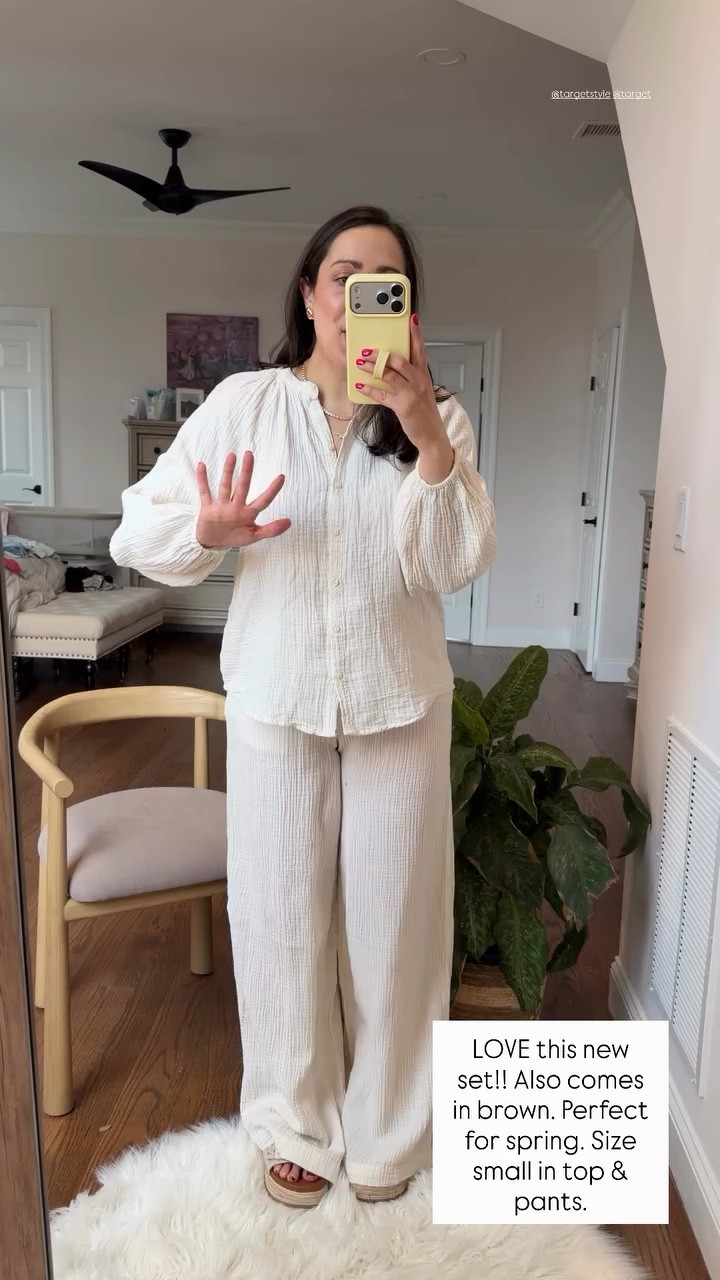 LOVE this new set!! Also comes in brown. Perfect for spring. Size small in top & pants.  @targetstyle @target