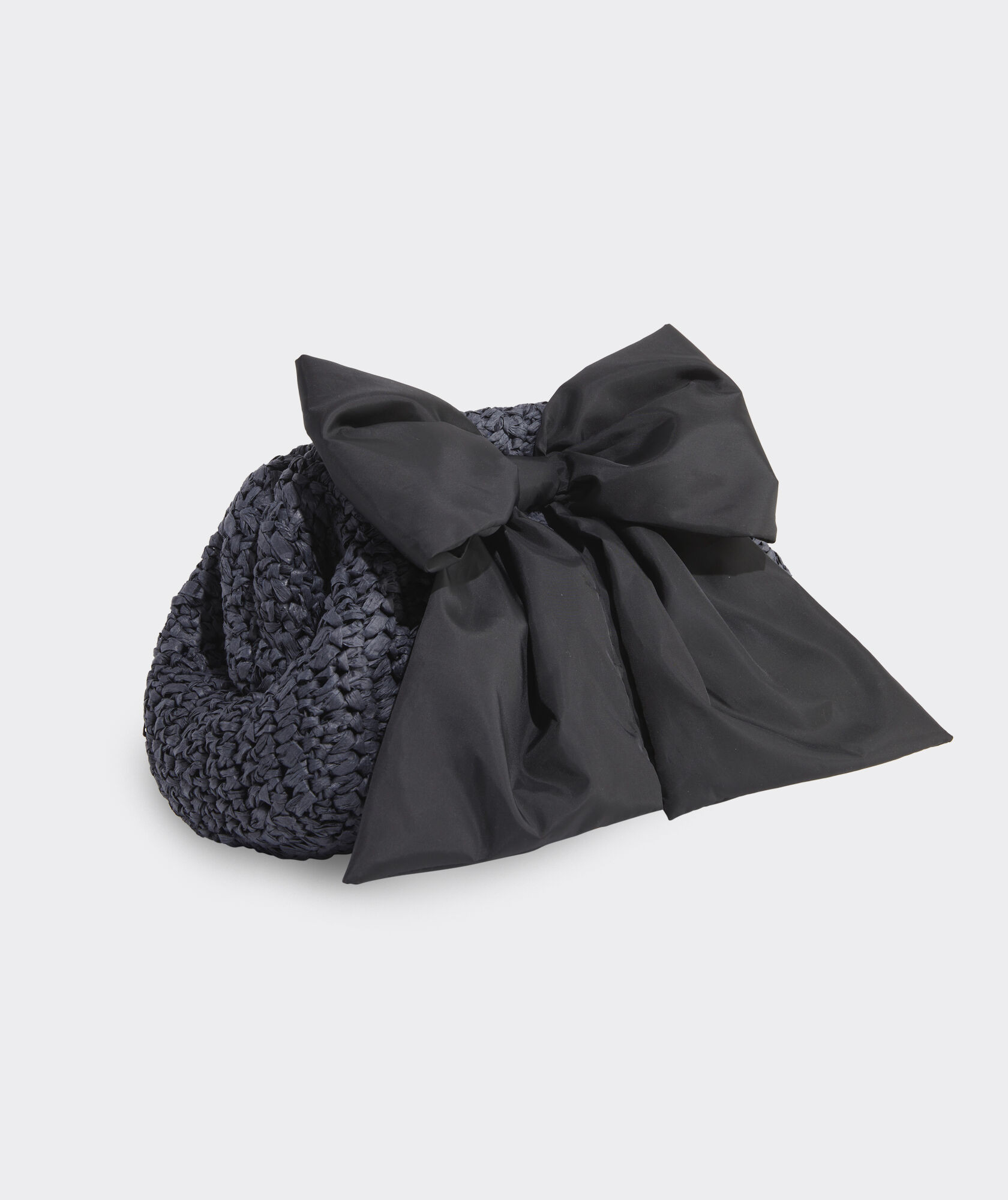 Taffeta Bow Straw Clutch | vineyard vines