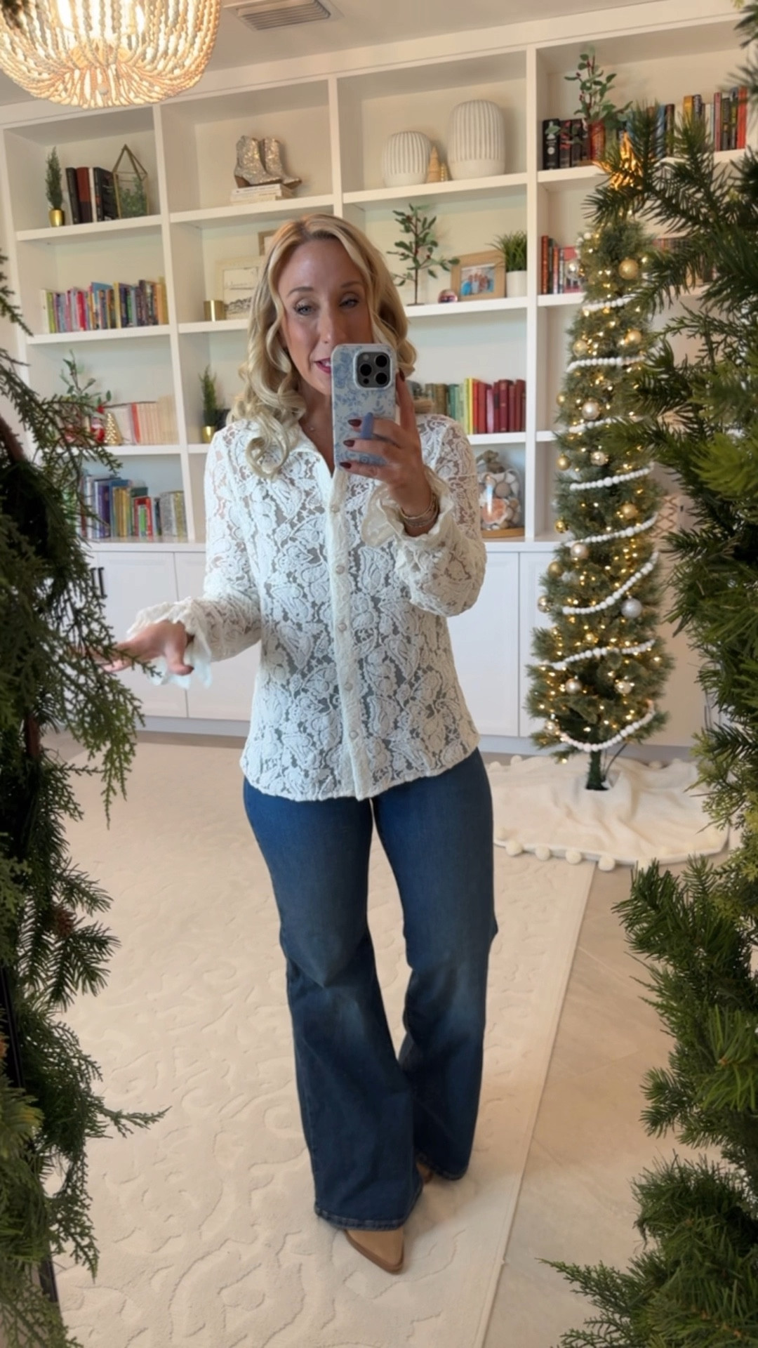 • Lace button down - size small.
• Jeans - size 26.
• boots & belt linked.

#LTKWatchNow #LTKFindsUnder50 #LTKSeasonal