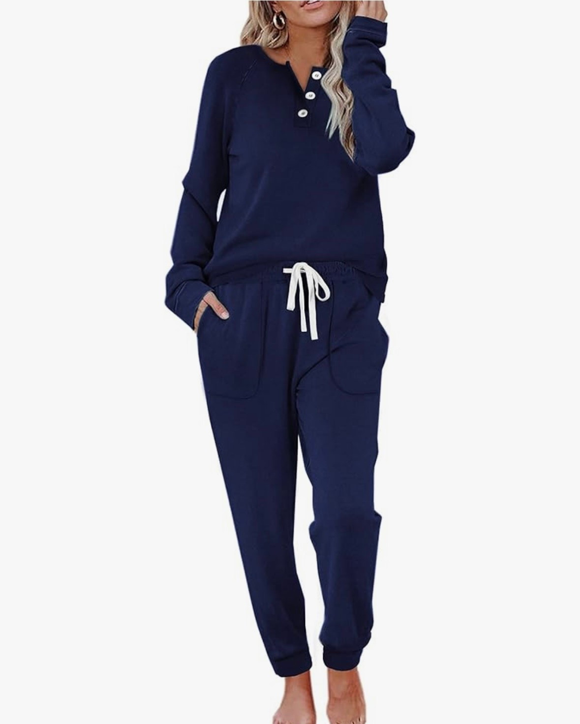 I have in a medium! Comes in other colors  

#LTKFindsUnder50 #LTKStyleTip #LTKTravel