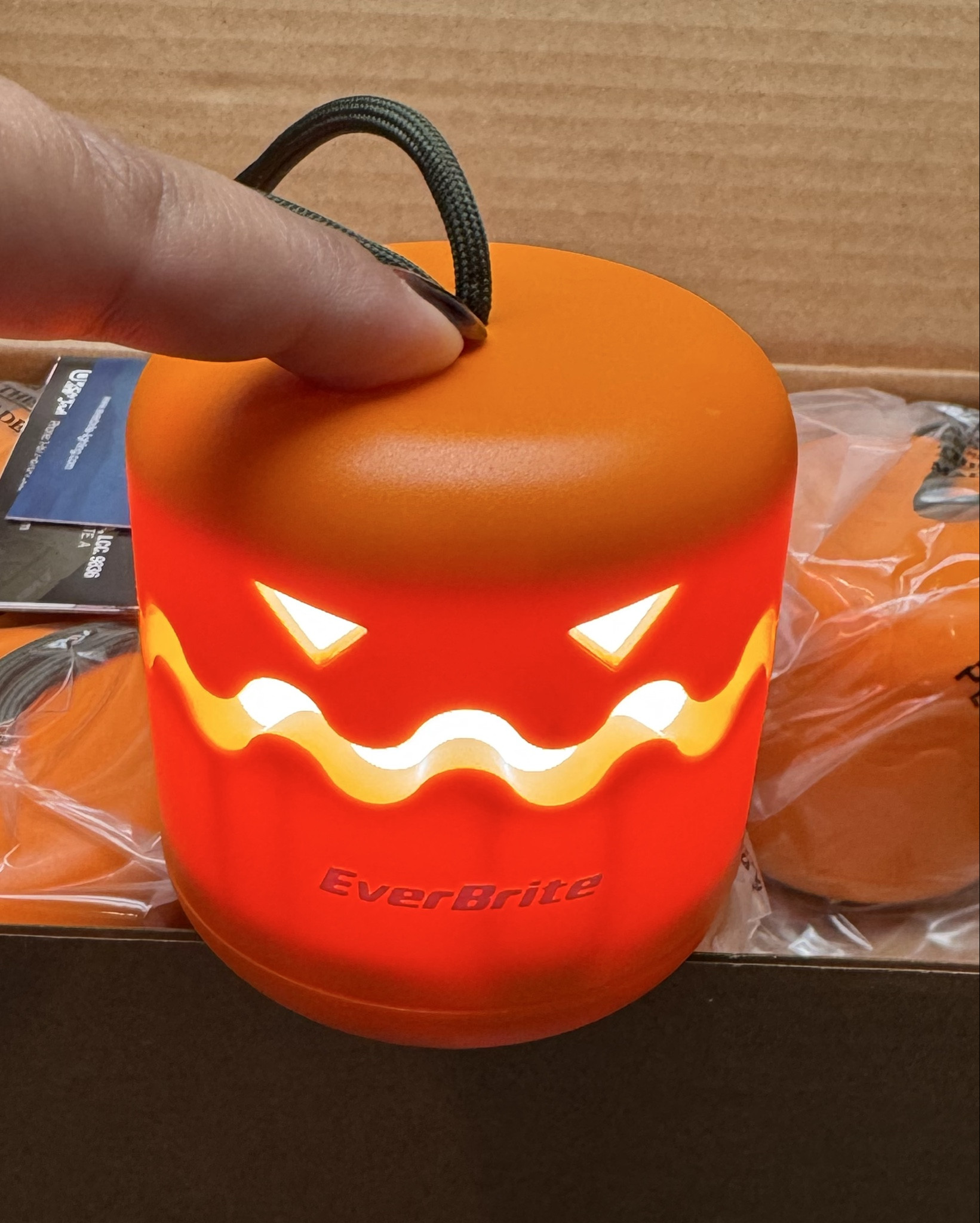 Halloween lanterns— perfect for trick or treating 

#LTKFamily #LTKKids #LTKFindsUnder50