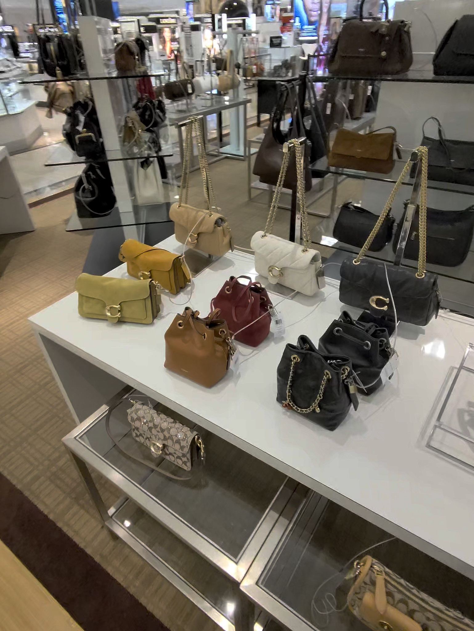 Fall 2026 handbag season is here, and COACH is bringing plenty of designer bag inspiration for the new season. 🍂 #coachbags #fall2026 #fallhandbags #designerbags #fallfashion