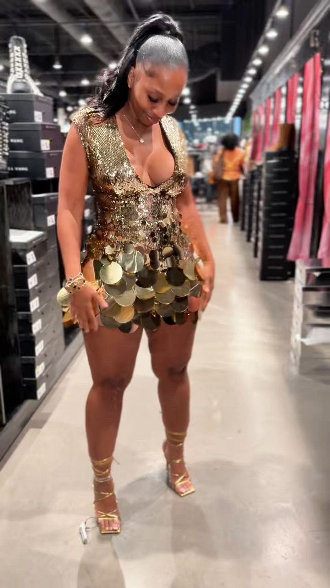 Wearing a Size Small in all the dresses 

#LTKHoliday #LTKootd