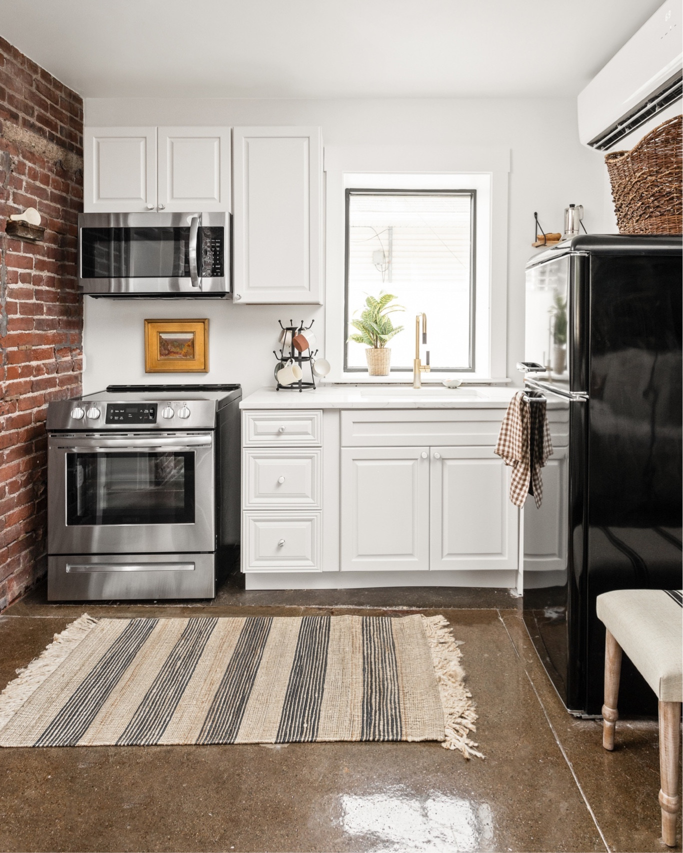 A fully functional kitchen completed the studio unit.

#LTKhome