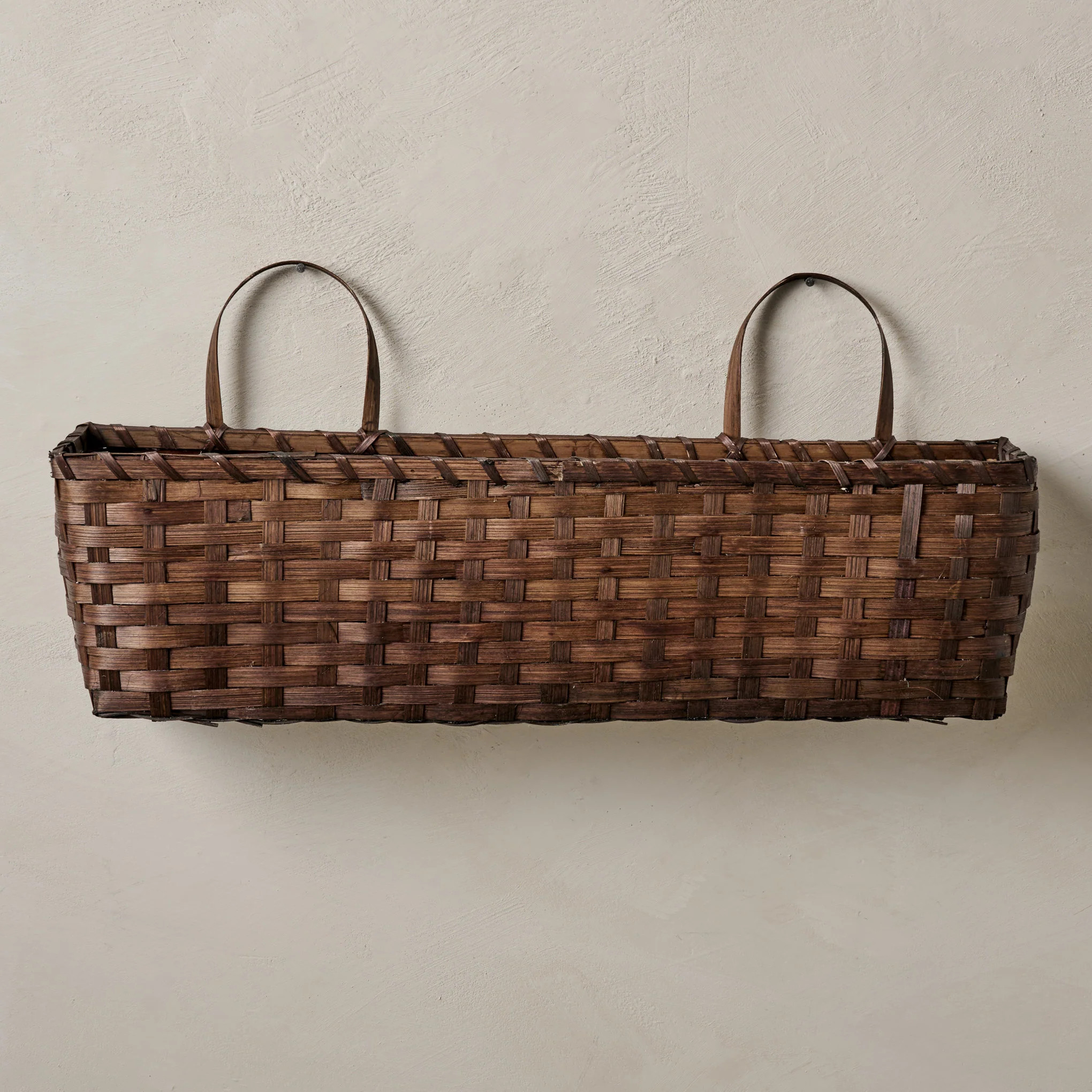 Damian Woven Wall Basket | Magnolia