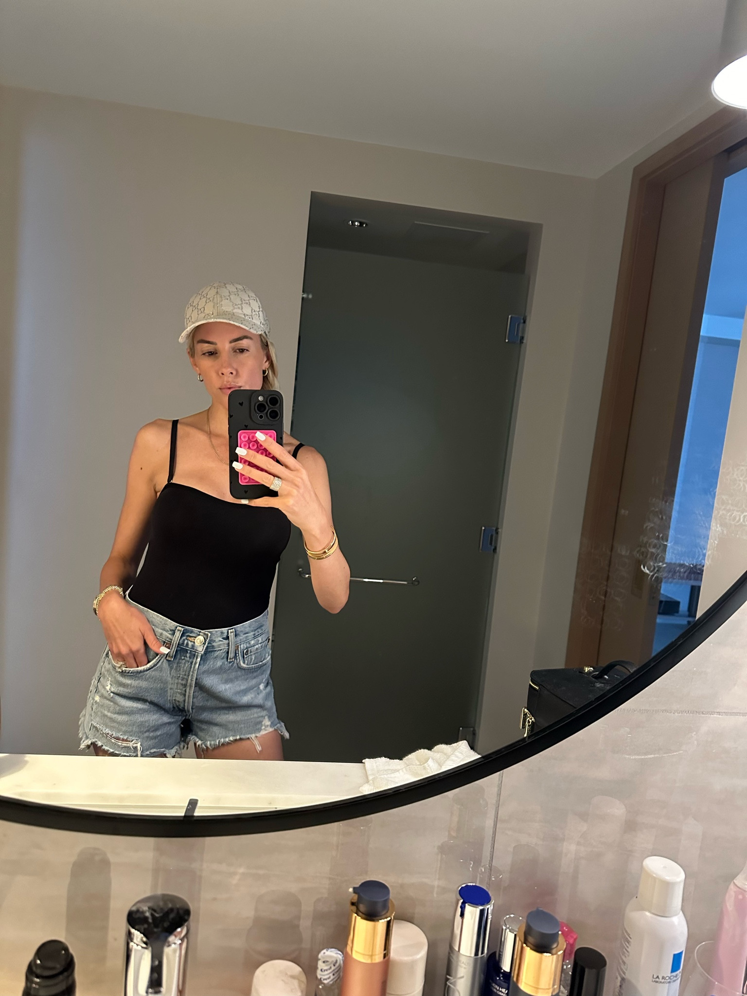 Today’s ootd. Agolde denim is such a staple for me! 

#LTKStyleTip