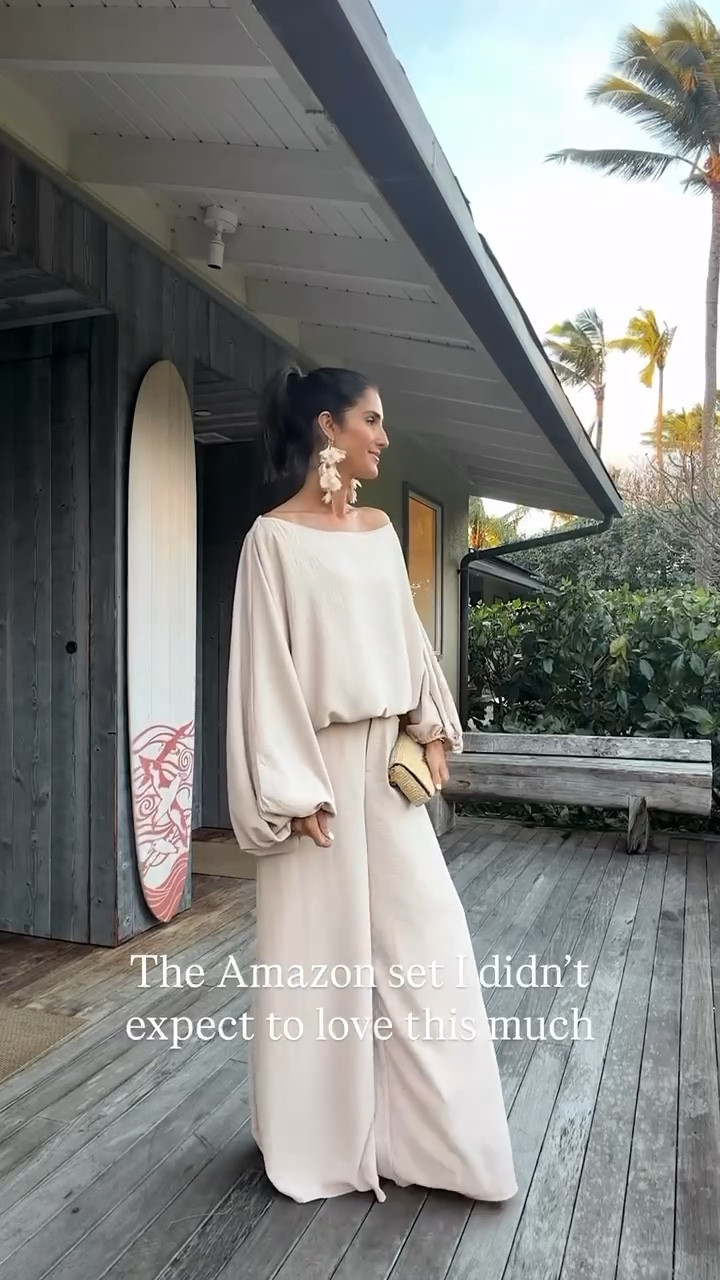 My set is on sale! I’m just shy of 5-7” wearing the size small. So good I had to buy it in black as well xx #stylinbyaylin #aylin #amazonfind