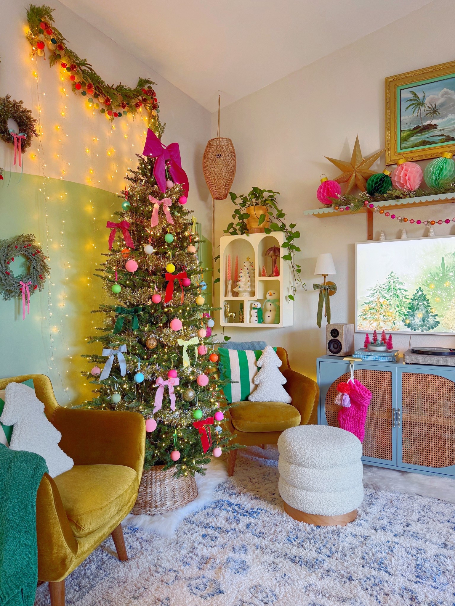 Tree, bows, ornaments 

#LTKSaleAlert #LTKHome #LTKHoliday