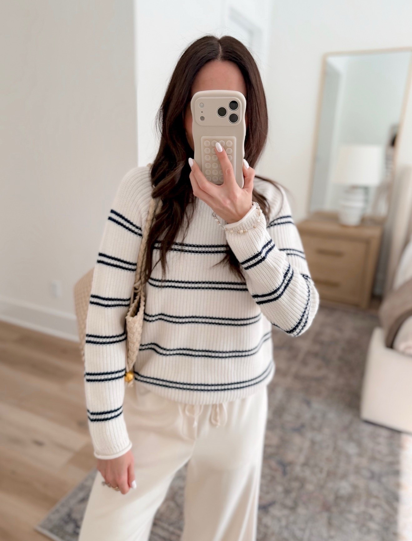Mom outfit sweater elevated long sleeve outfit of the day mom life Annabrstyle 

#LTKootd #LTKdayinmylife #LTKSeasonal