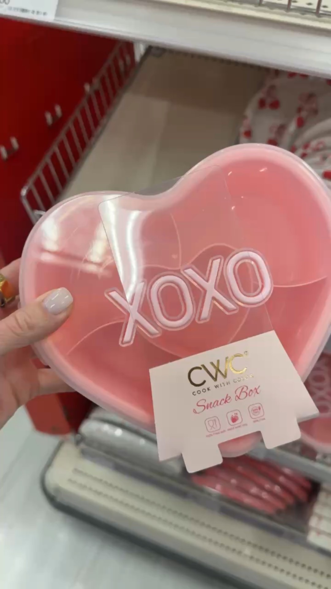 Cutest heart snackle box!!