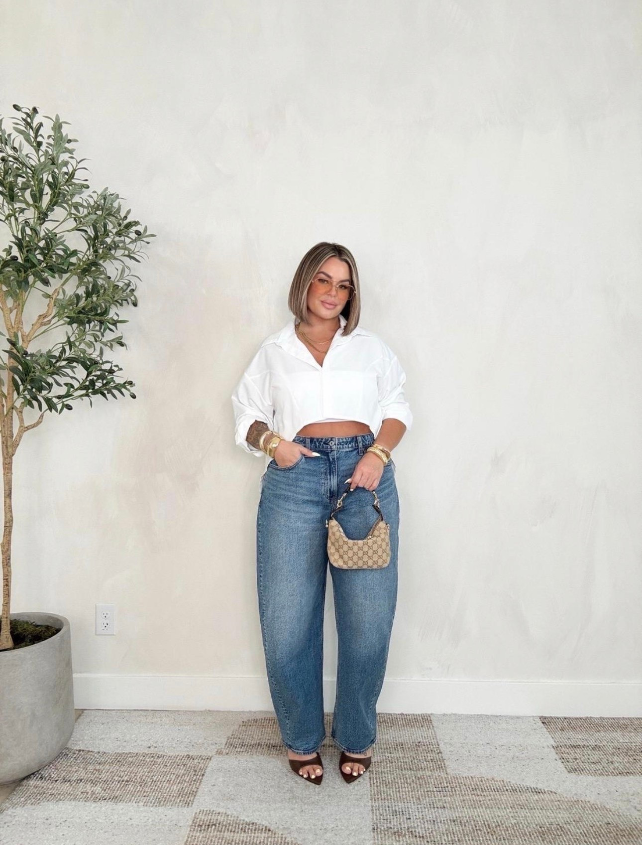 Use code DENIMAF right now to save extra on Abercrombie. 

Jeans sized up for a baggy fit 32L 
Top XL it’s so cute ! 
Linked similar bandeau top you and wear under the shirt.