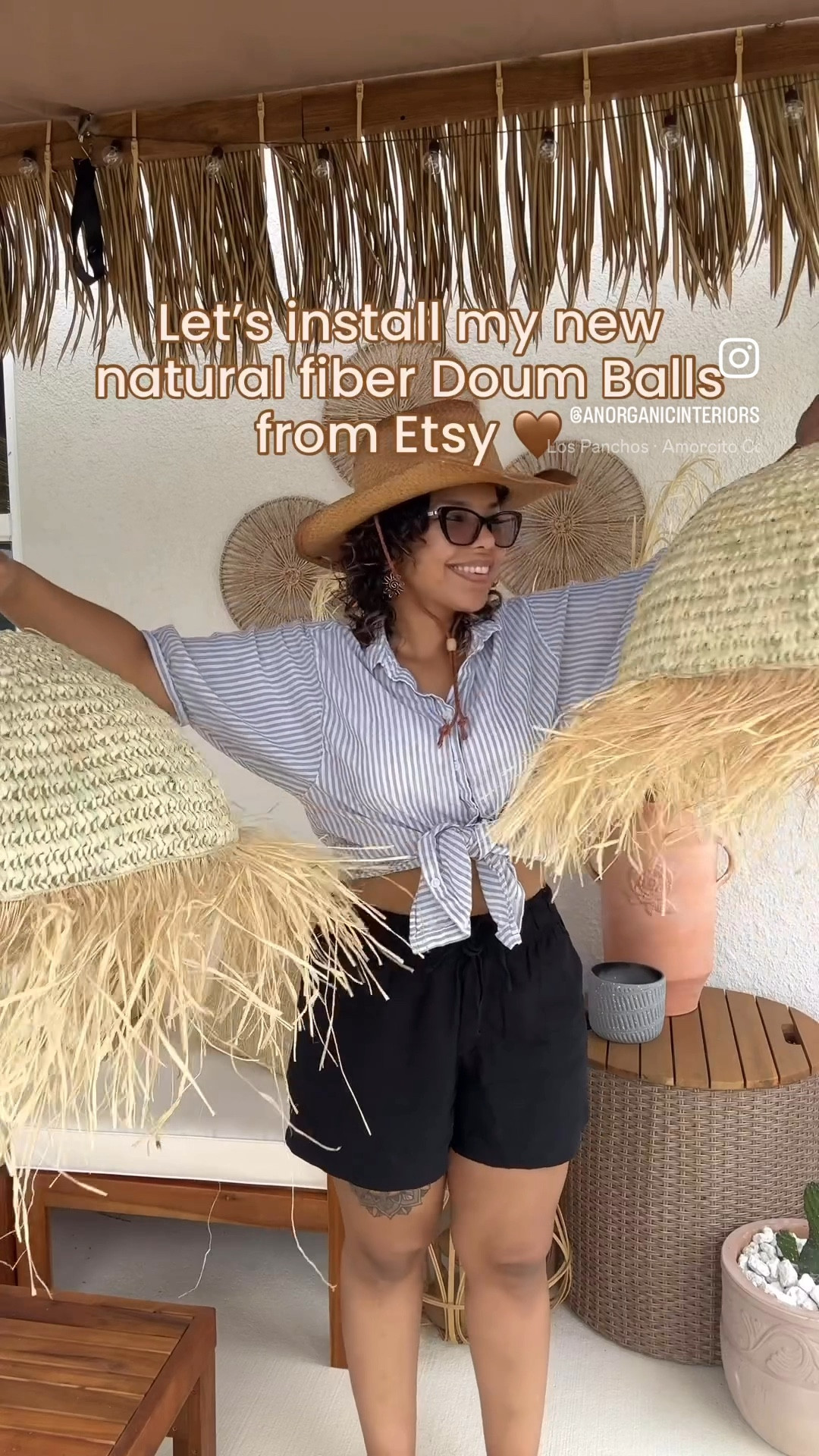 These are such a dream 🥹 Im obsessed with my @etsy doum balls, so worth the wait 🤩 I might put a soñar bulb for more lightning and ambience 👀



#LTKVideo #LTKHome #LTKStyleTip