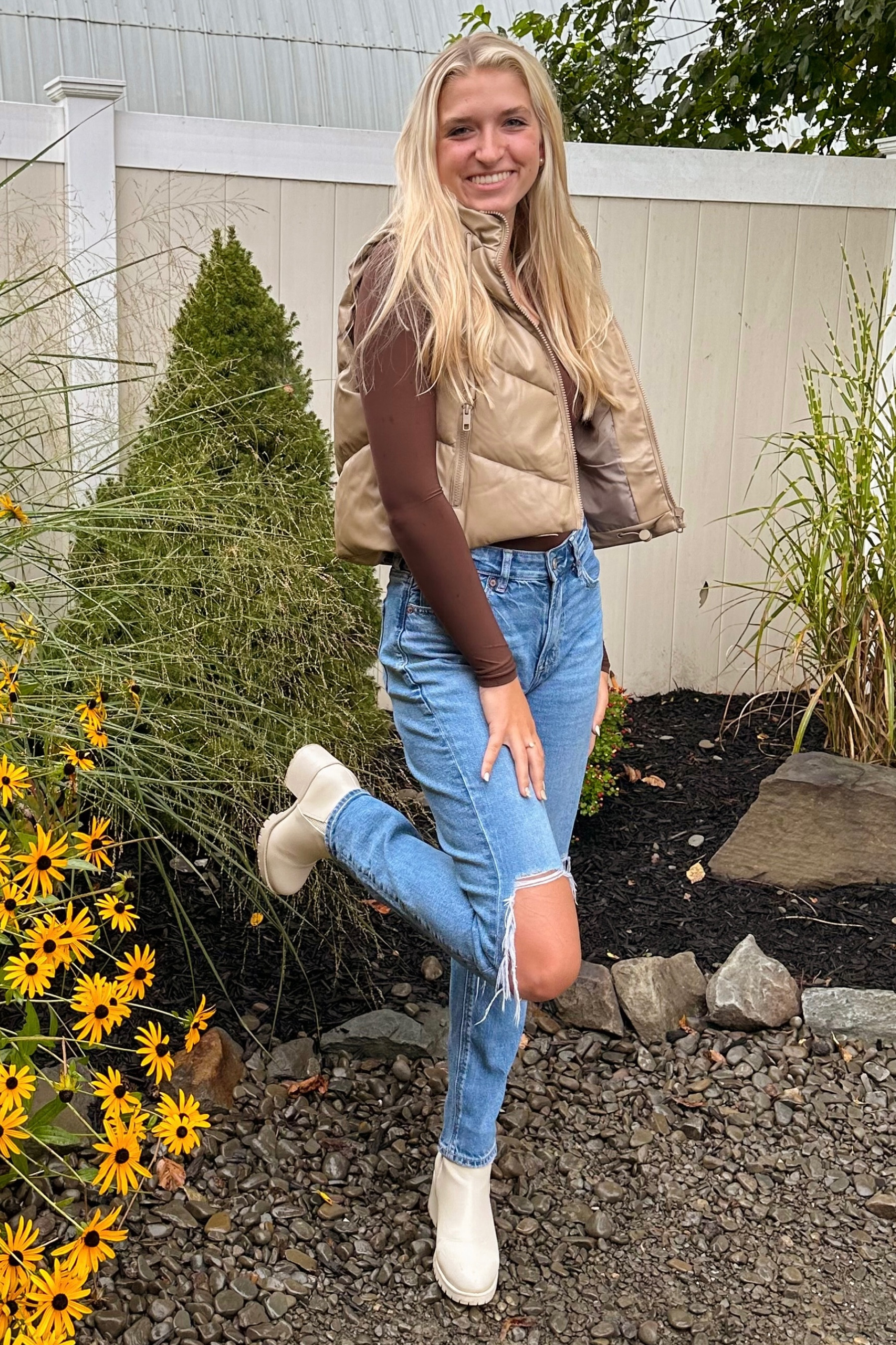 Fall brunch outfit 🤎
#americaneagle #aerie #pinklily #kendrascott

#LTKSeasonal