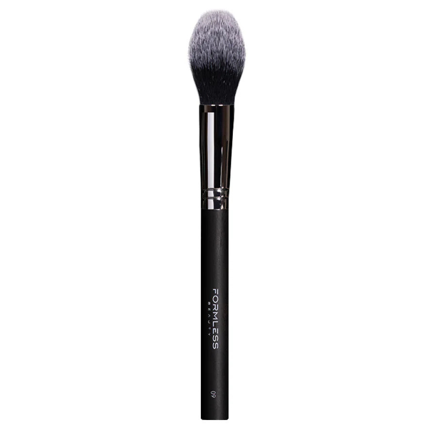 CONTOUR BRUSH (Brush #9) | Formless Beauty