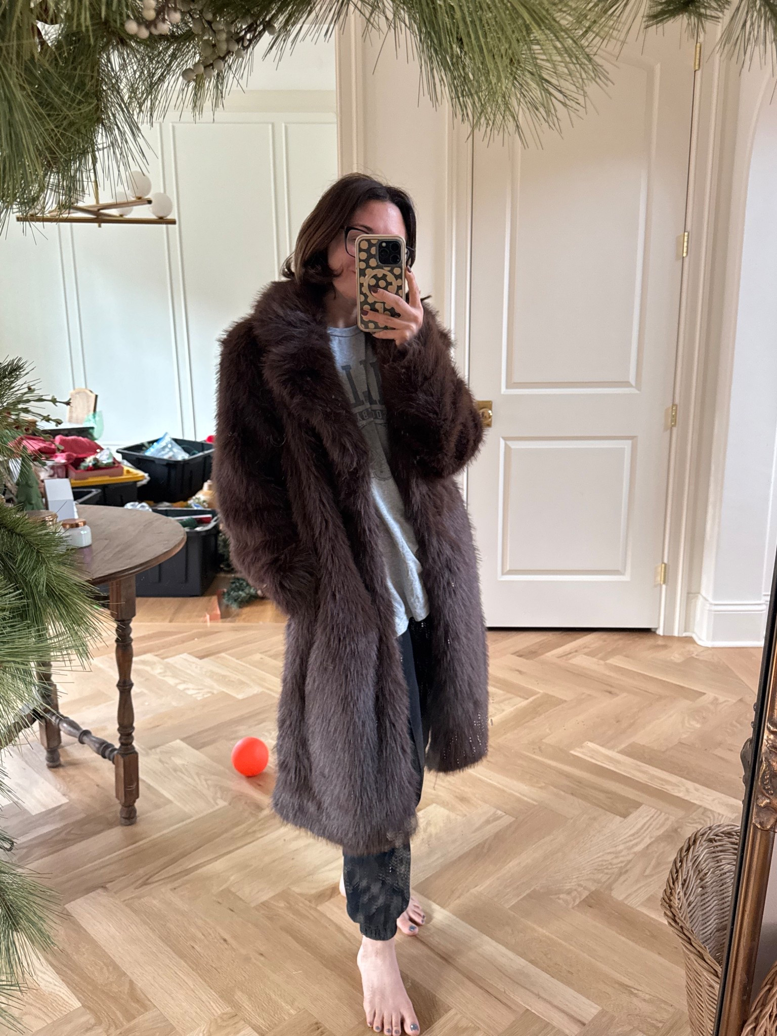 $30 fur coat 

#LTKSeasonal #LTKFindsUnder50 #LTKHoliday