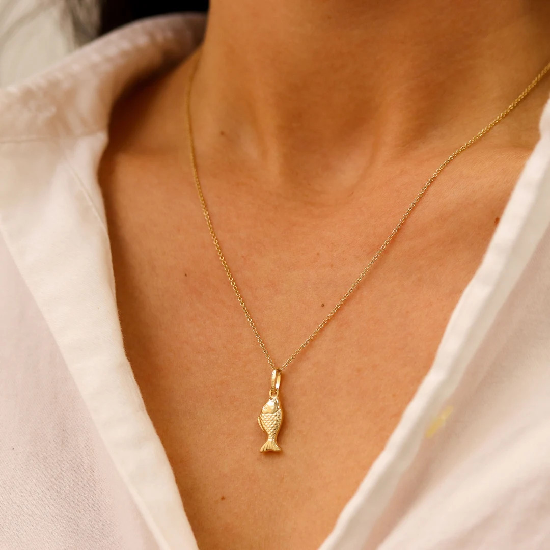 14K Gold Fish Necklace, Ocean Jewelry - Etsy UK | Etsy (UK)