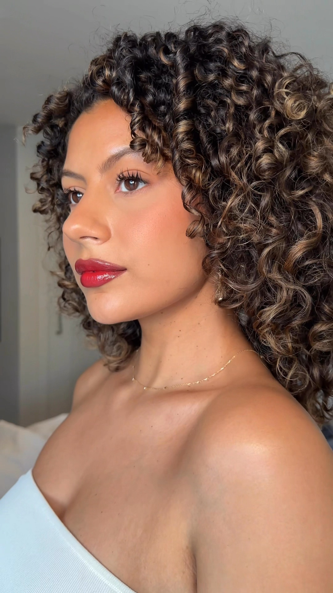 Red lip combo ❤️
Huda beauty lip liner - warm brown 
YSL lipstick - 1971
Fenty beauty gloss - champ stamp fantasy

#LTKStyleTip #LTKBeauty #LTKParties