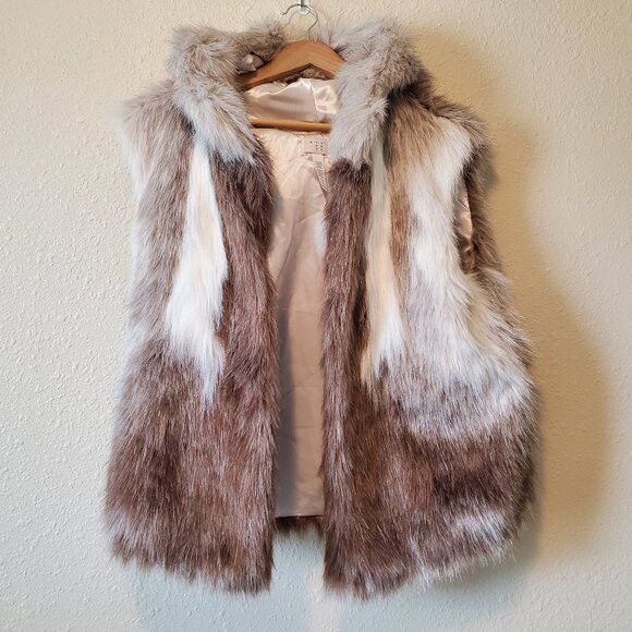 A New Day hooded faux fur vest | Poshmark