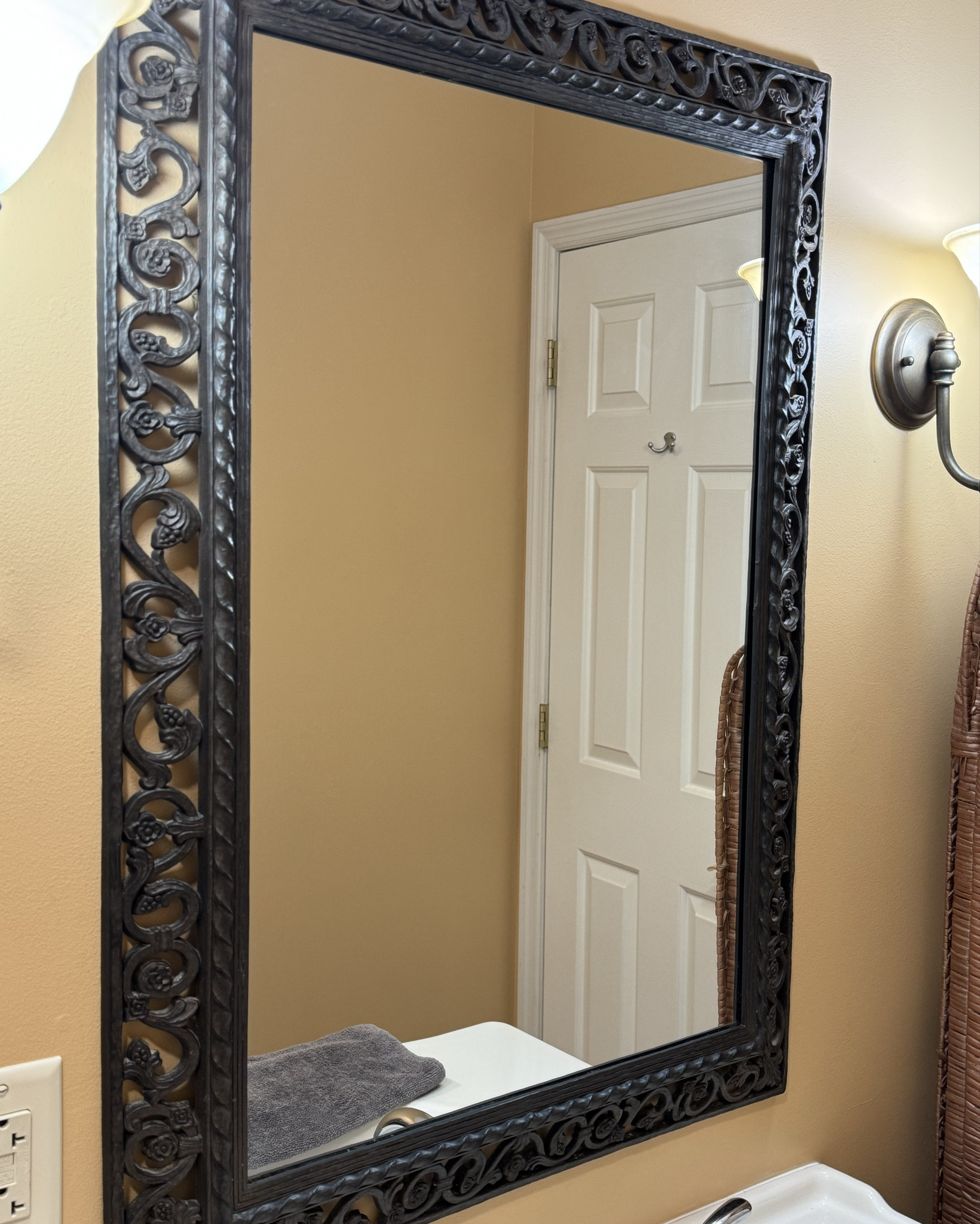 little bathroom remodel🫶🏼✨

#Target #Homegoods #Kohls 

#LTKFindsUnder100 #LTKStyleTip #LTKHome