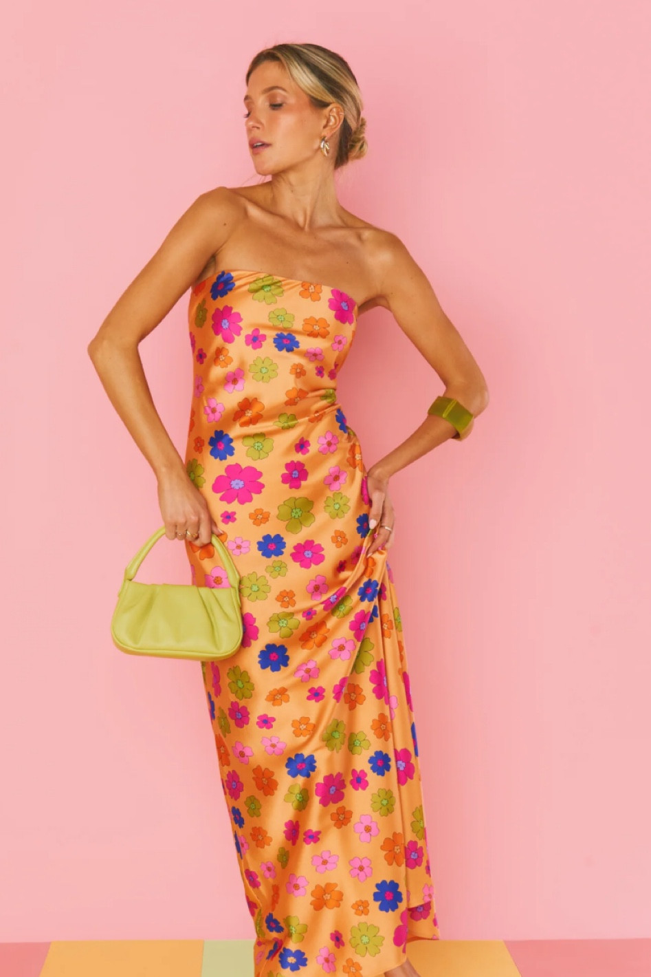 show me your mumu floral maxi 

#LTKSeasonal #LTKFind #LTKSale
