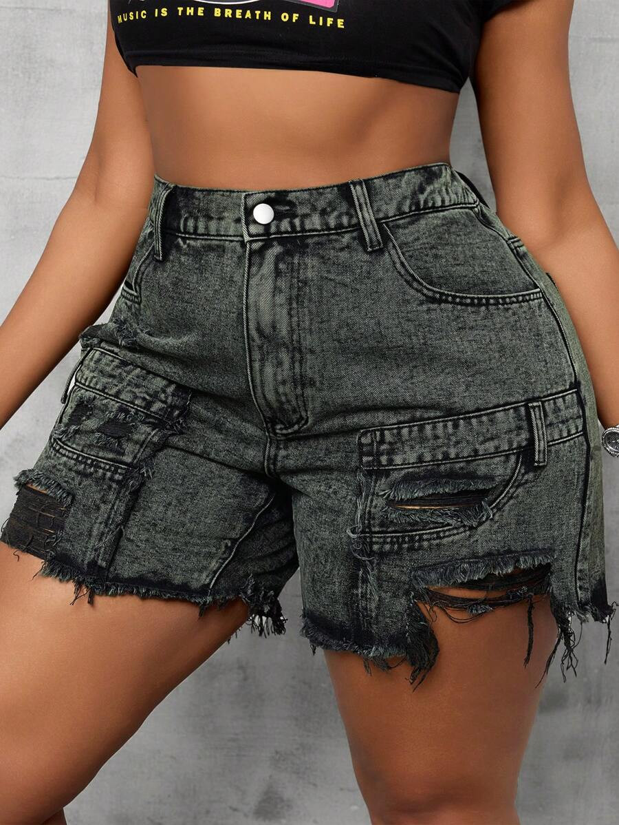 SHEIN CURVE+ Plus Size Women's Pocket Distressed Relaxed Fit Denim Shorts,Curve Plus ,Hoho Vacati... | SHEIN