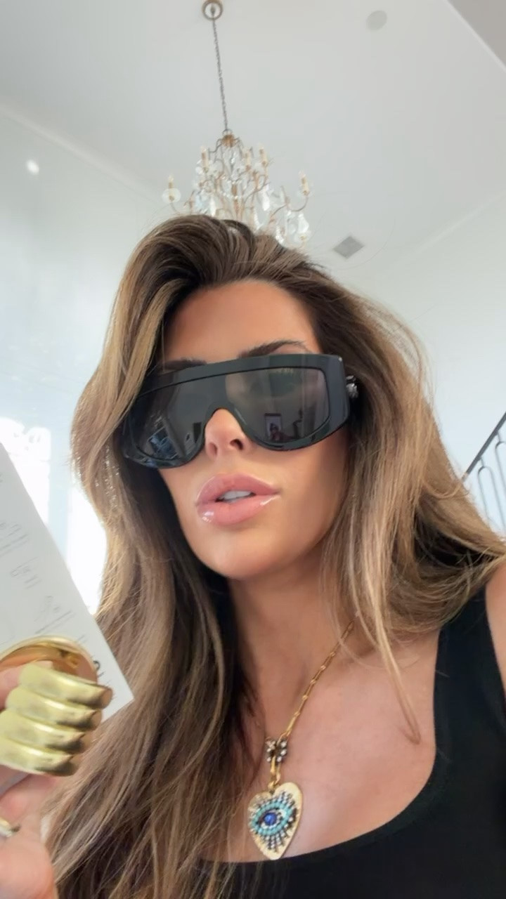 You know I love a funky sunglass!!

Nordstrom finds, Gucci glasses, Gucci fashion, Zara finds, Zara fashion, Date night top, Emily Gemma

#LTKstorytime #LTKBeauty #LTKdayinmylife