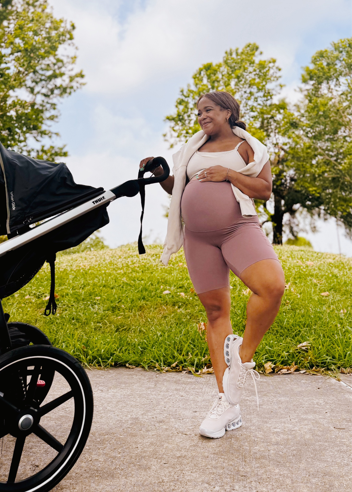 MATERNITY ATHLEISURE: grabbed these maternity biker shorts — I love these for postpartum since my belly is still healing! Recommend getting your normal size in all pieces!



#LTKFitness #LTKFindsUnder100 #LTKBump