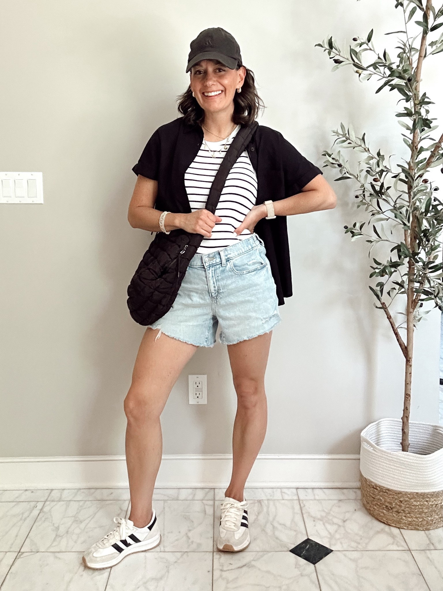 Casual summer outfit idea! 



#LTKFindsUnder50 #LTKPetite #LTKOver40