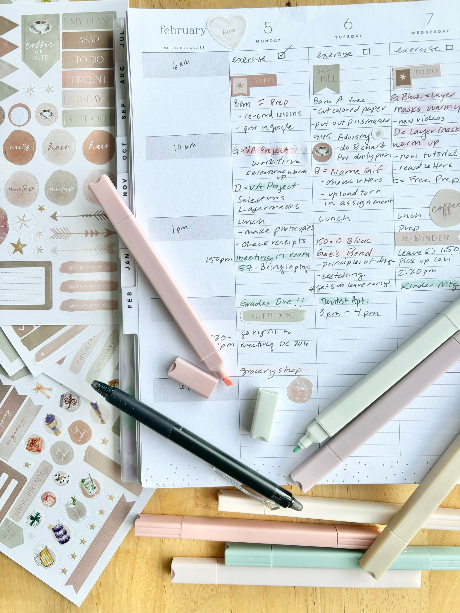 Back on track planning for the first full week of February…already dreaming of Spring !

#LTKGiftGuide #LTKfindsunder50 #LTKSeasonal