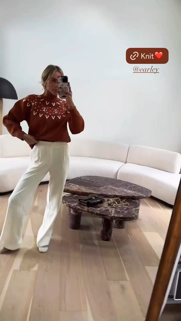 Love this structured knit sweater and color combo. ❤️

#LTKWatchNow #LTKStyleTip #LTKSeasonal