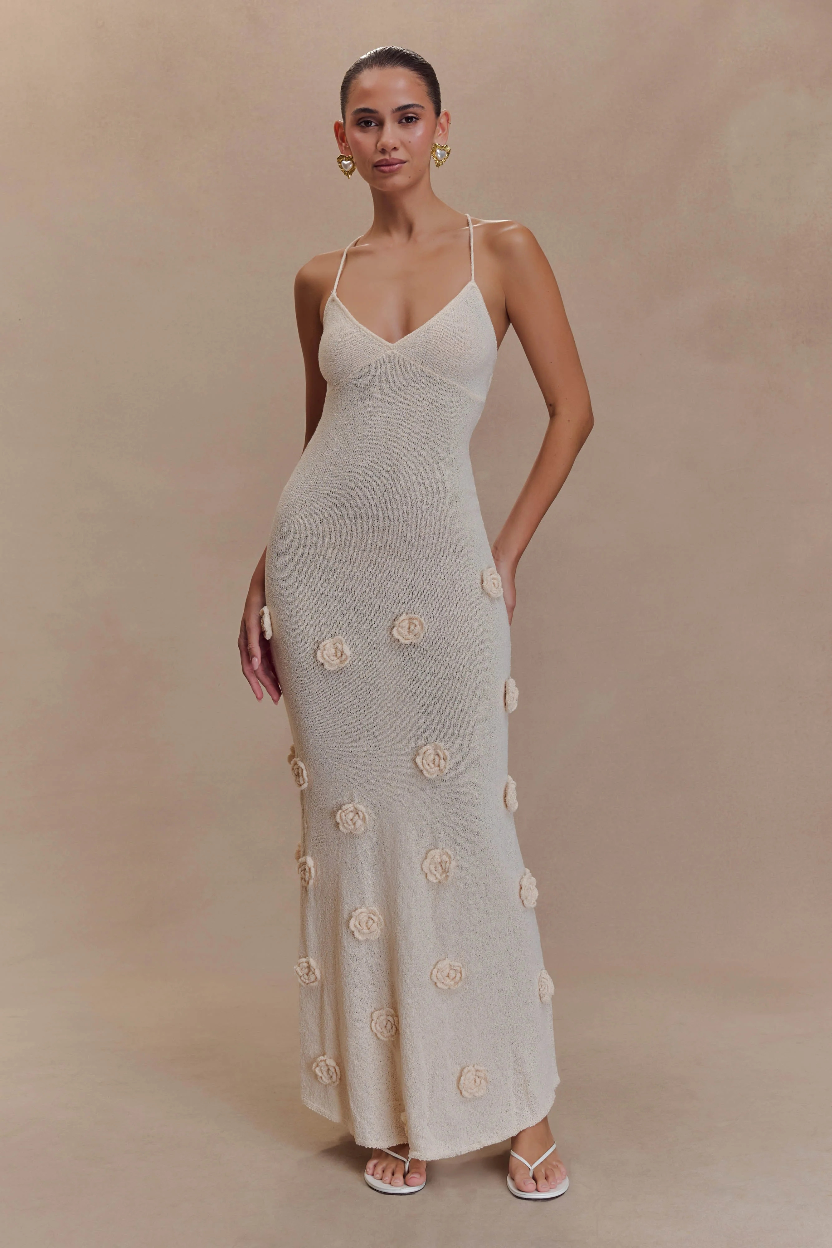 Knit Maxi Dress With Flowers - Nude | MESHKI US