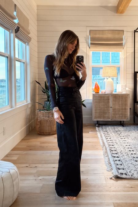 Love this outfit for a night out! Also kind of obsessed with coated jeans again - these wide legs are so comfy with lots of stretch and the perfect rise!! Use JEN25 for 25% off! 